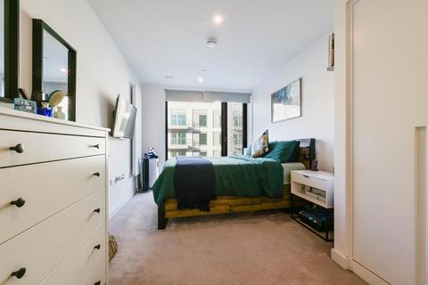 2 bedroom apartment for sale, Johns Cabot House, Clipper Street, Royal Wharf, E16