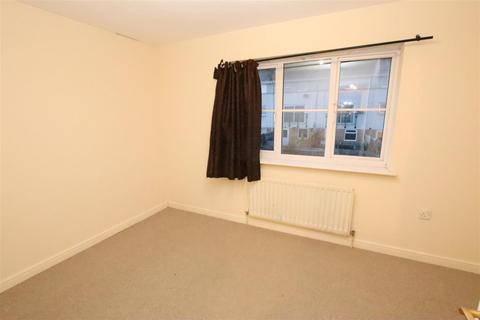 2 bedroom terraced house to rent, Livesey Close, London