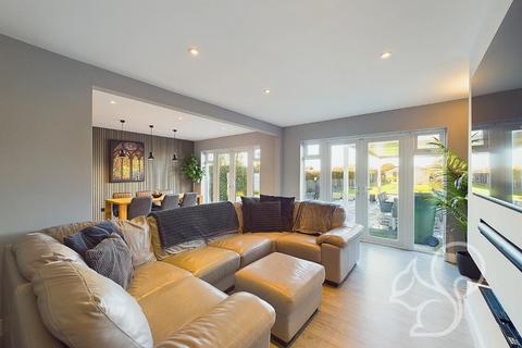 5 bedroom detached house for sale, Crays Hill, Billericay