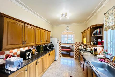 4 bedroom semi-detached house for sale, Anson Road, Willesden Green, NW2