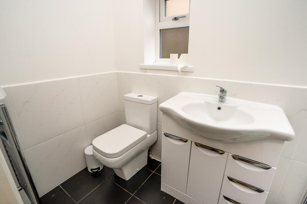 Downstairs ensuite