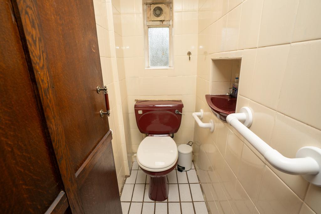 Downstairs wc
