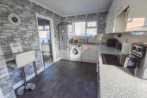 3 bedroom detached house for sale, Moorthorpe Way, Sheffield, S20