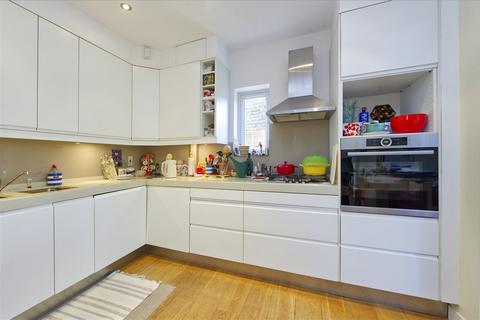 3 bedroom house for sale, Shepherd's Bush W12 W12