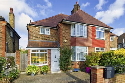 7 Steventon Road, London, W12 0SX