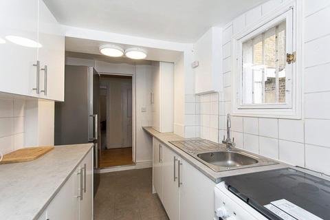 2 bedroom flat to rent, Macaulay Road, Clapham SW4