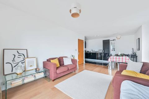 3 bedroom flat for sale, City Peninsula, Greenwich Millennium Village, London, SE10