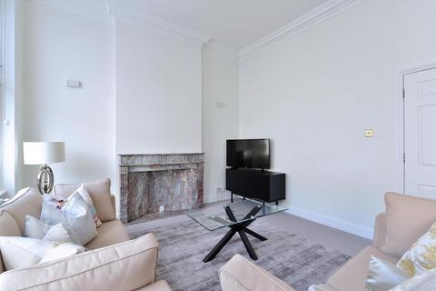 2 bedroom flat to rent, SOMERSET COURT, LEXHAM GARDENS, London, W8