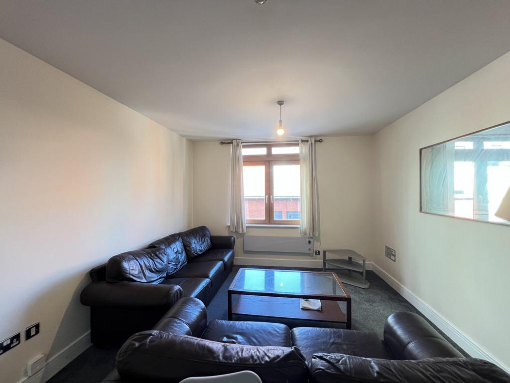 Apartment in West Midlands - View 3