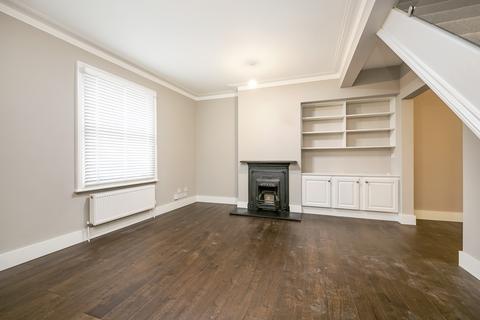 2 bedroom terraced house to rent, Princes Road, Richmond