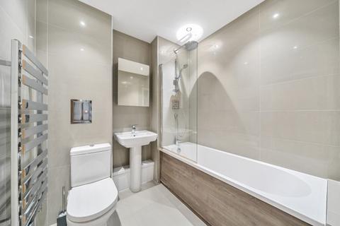 1 bedroom apartment to rent, Lawn Road Belsize Park NW3