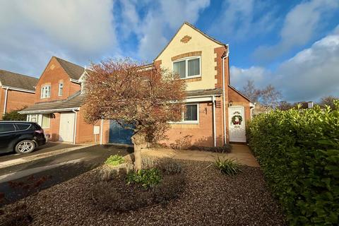 3 bedroom detached house for sale, Simmons Close, Street