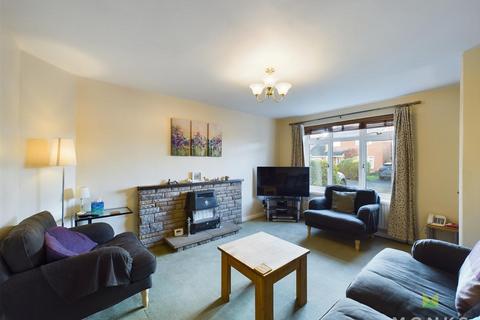 4 bedroom detached house for sale, Pantulf Road, Wem