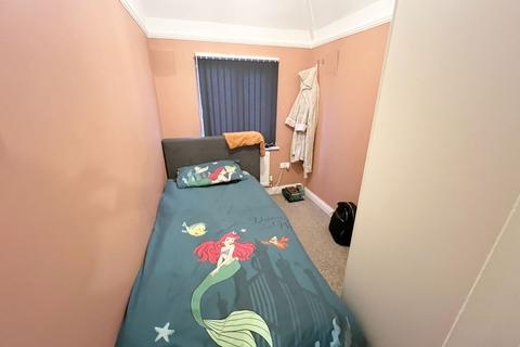 104 Gracemere Crescent, Yardley Wood, Birmingham, B28 0TZ