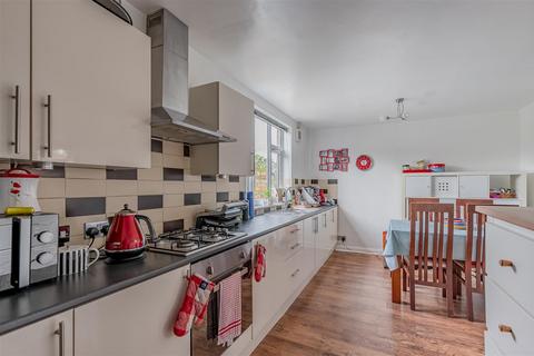 4 bedroom semi-detached house for sale, Kingsway North, Clifton, York, YO30 6JH