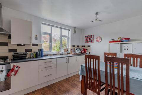 4 bedroom semi-detached house for sale, Kingsway North, Clifton, York, YO30 6JH