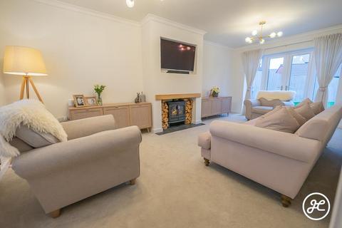 5 bedroom detached house for sale, Azalea Drive, Wilstock Village, Bridgwater