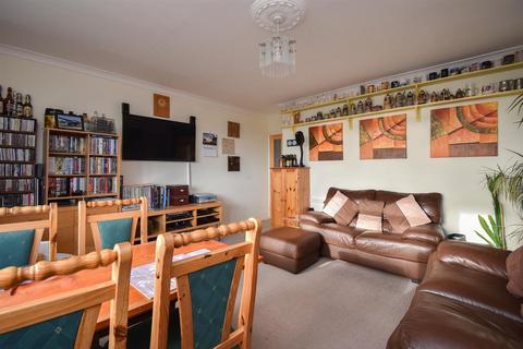 2 bedroom flat for sale, Stanley Road, Hastings