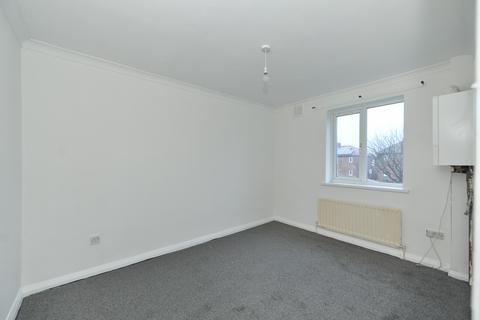 3 bedroom end of terrace house to rent, Cheviot Road, South Shields NE34