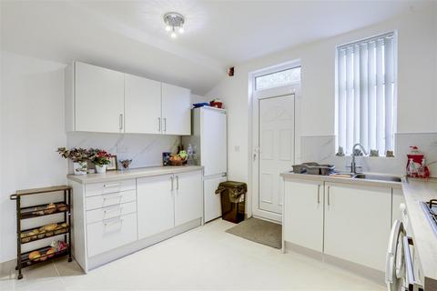 2 bedroom end of terrace house for sale, Carlton Street, Mansfield NG18