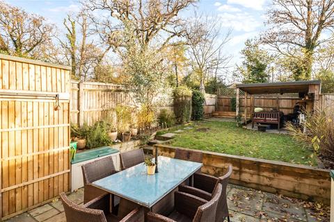 11 Bryan Gardens, Binfield, Bracknell, RG42 4JQ