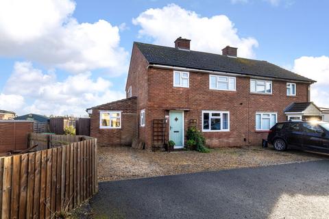 3 bedroom semi-detached house for sale, Pond Close, Huntingdon PE28