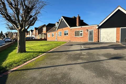 5 bedroom detached bungalow for sale, Yewhurst Road, Solihull, B91 1PN