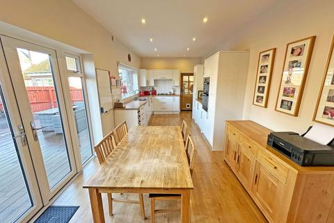 undefined, Yewhurst Road, Solihull, B91 1PN
