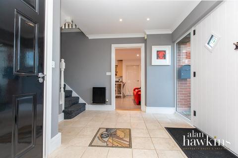 1 Brooklands, Royal Wootton Bassett, Swindon, SN4 7SE