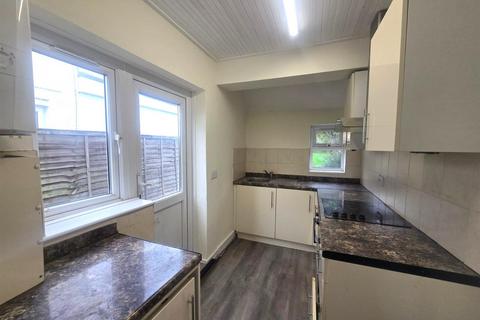 undefined, Weybourne Road, Aldershot GU11