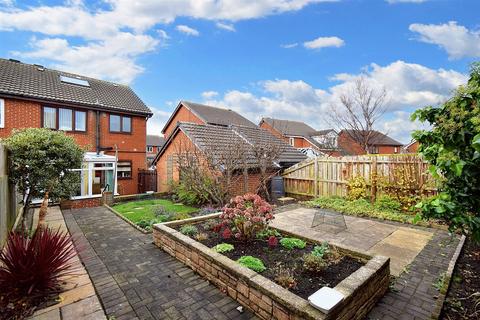 4 bedroom semi-detached house for sale, Suffolk Gardens, South Shields