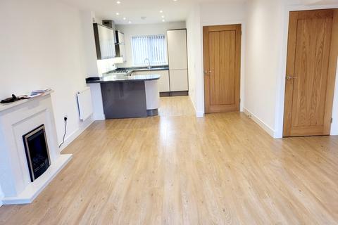 3 bedroom terraced house to rent, Barley Corn Square, Cinderford GL14