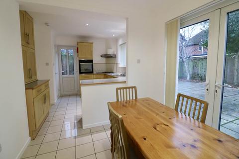 4 bedroom house to rent, Carlton Way, Cambridge,