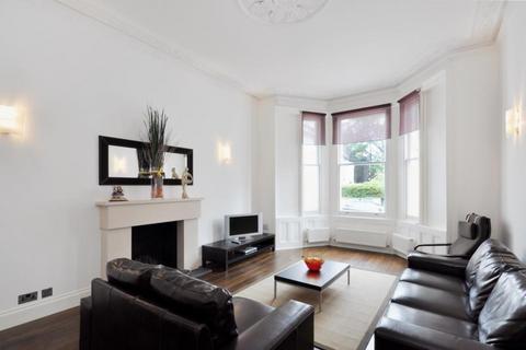 2 bedroom flat to rent, Cathcart Road Chelsea SW10