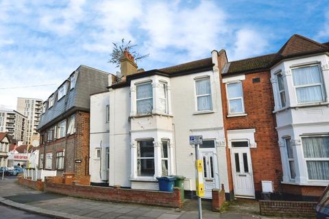 4 bedroom end of terrace house for sale, Herga Road, Harrow HA3