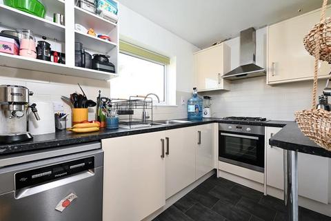 2 bedroom apartment to rent, Camberley