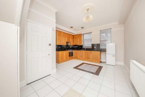 1 bedroom flat for sale, Chesham Road, Kingston Upon Thames KT1