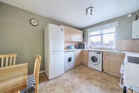 2 bedroom end of terrace house for sale, Quilter Road, Basingstoke, RG22 4HE