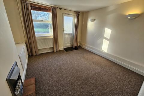 2 bedroom terraced house to rent, Shelfanger Road, Diss IP22