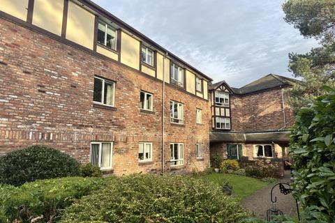 1 bedroom retirement property for sale, Oakwood, Tabley Road, Knutsford