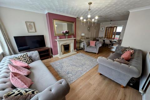 4 bedroom terraced house for sale, Sandy Lodge, Yate, Bristol, BS37 4HE