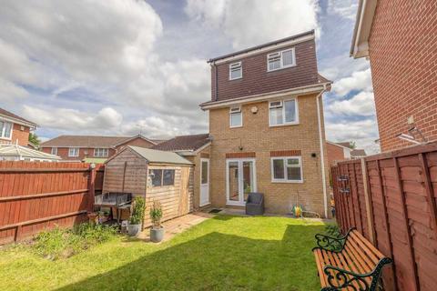 53 Nicholas Gardens, Slough, SL1 5TT