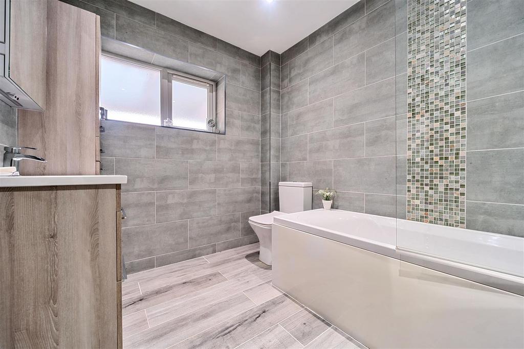 Family bathroom