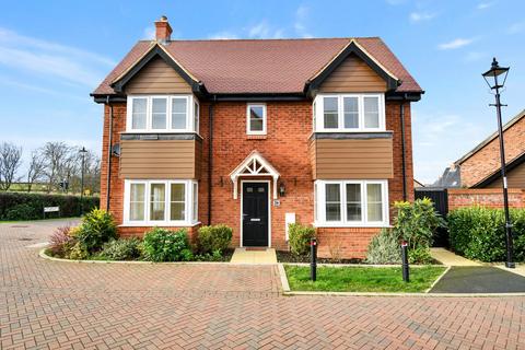 3 bedroom detached house for sale, Roseberry Avenue, Wootton, Bedford, MK43