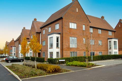 2 bedroom flat for sale, Kempster Way, Aylesbury HP22