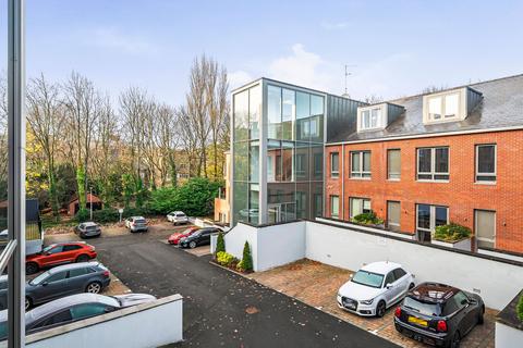 3 bedroom flat for sale, Springfield Avenue, Springfield Court Springfield Avenue, HG1