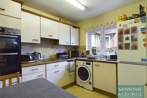 2 bedroom bungalow for sale, Garrett Close, Kingsclere, Newbury, Hampshire, RG20