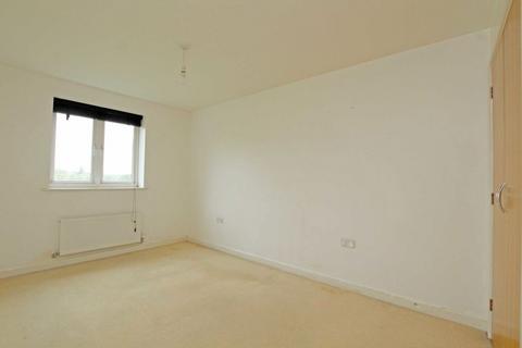 2 bedroom flat to rent, Wood Lane, Isleworth TW7