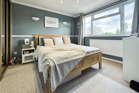 16 Colyton Way, Purley On Thames, Reading, RG8 8BL