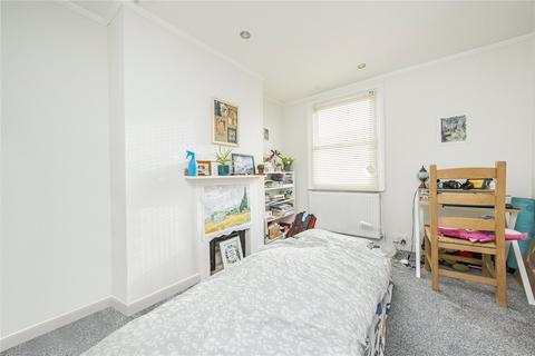 35 Albion Road, Twickenham, TW2 6QJ